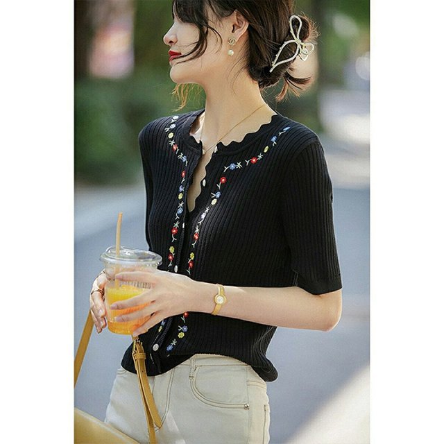 [헬리꽁땡]자수플라워가디건2종