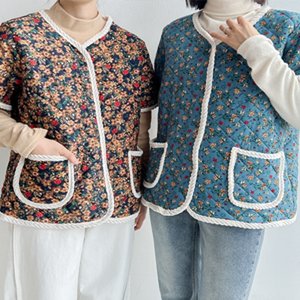 블랙미즈 여성 촌캉스 꽃무늬 양털 반팔 조끼