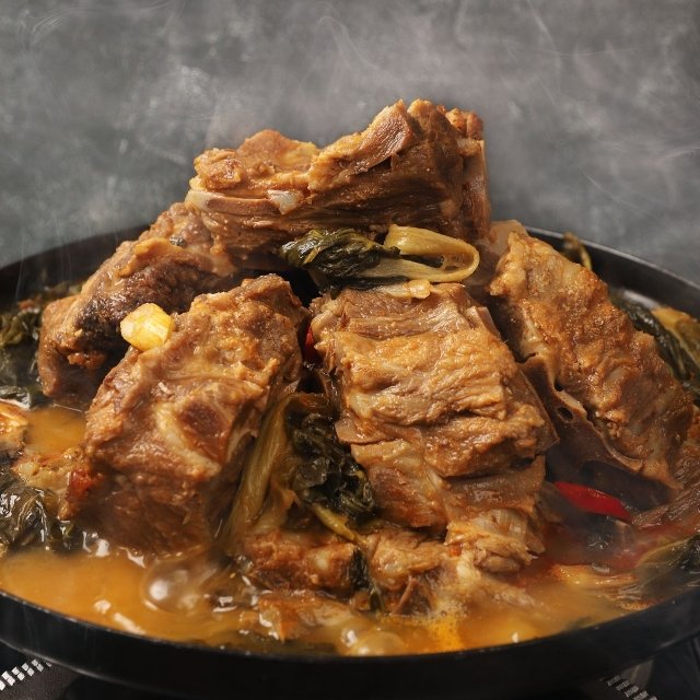 고기듬뿍 우거지감자탕 3kg 2팩