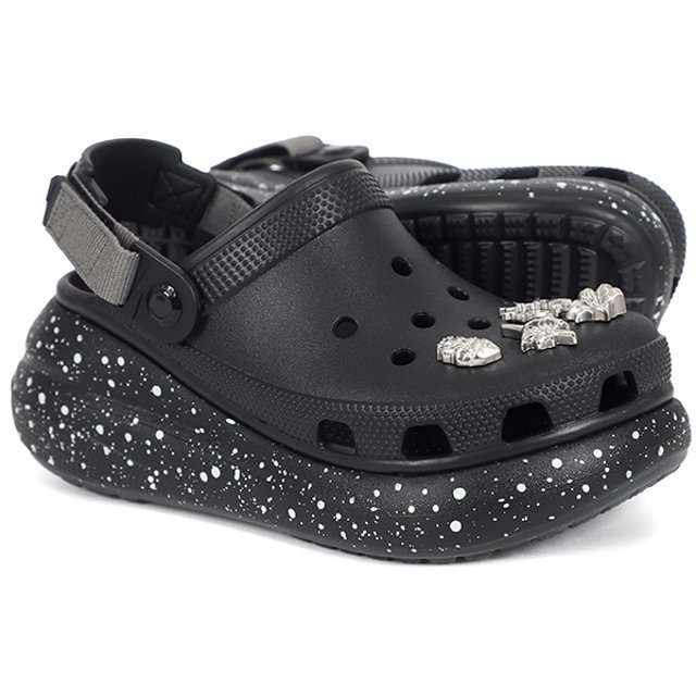 [정품] 크록스 크러쉬 엠벨리쉬드 클로그 여성 지비츠 포함 (210685-001)