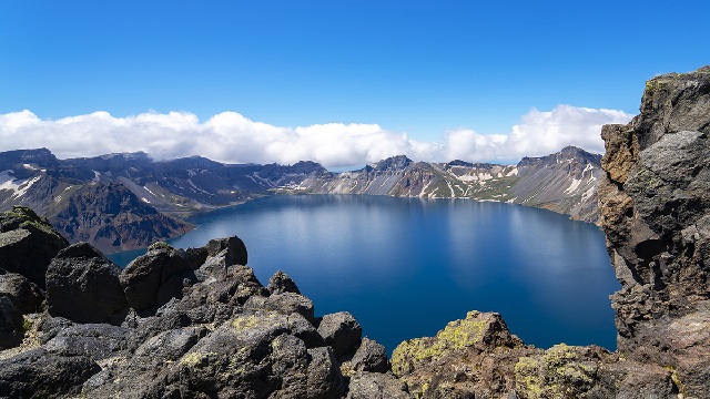 [노랑풍선]백두산/서파+북파 4일  (최단거리직항+두번보는 천지+발마사지포함)