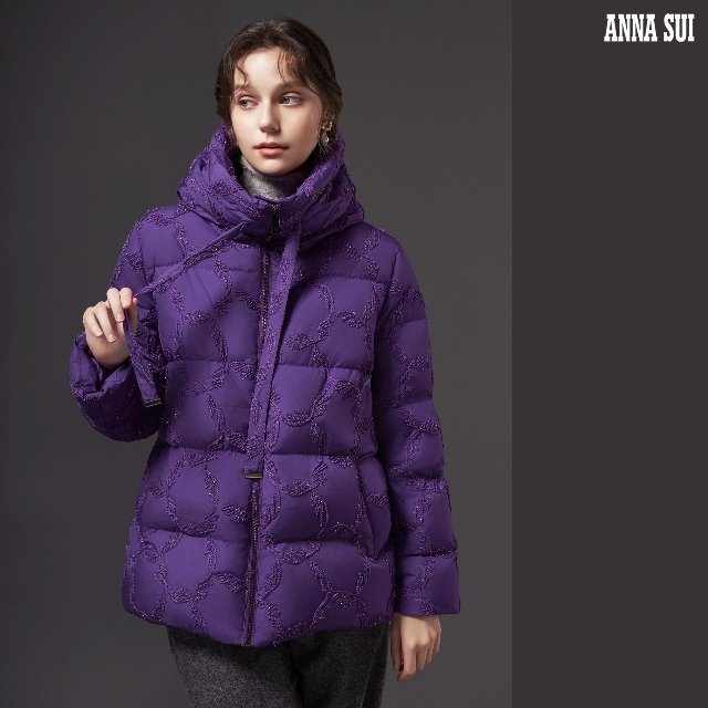 안나수이 메탈 자수 구스 다운 1종