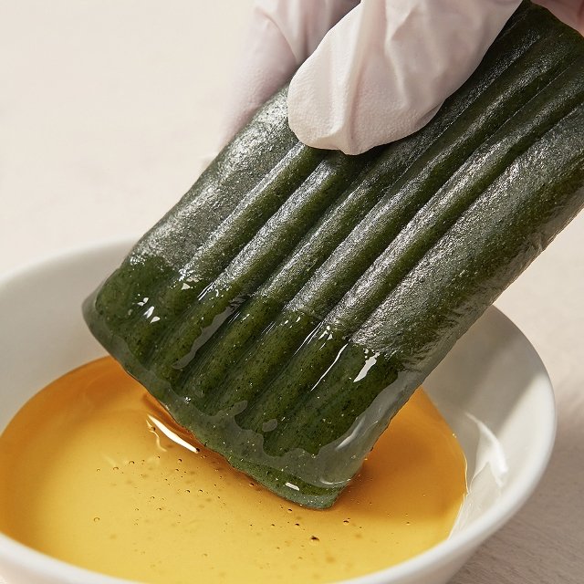 명가삼대떡집 진도 햇 해풍 쑥으로 만든 명가삼대떡집 쑥 절편 개별포장 1kg (15-18개)