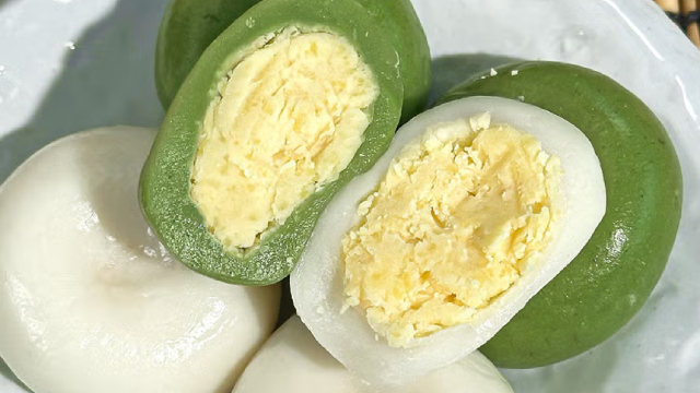 명가삼대떡집 먹으면 복이 오는 굳지 않는 제주송편 모둠녹두볼떡 1kg(18-19알)