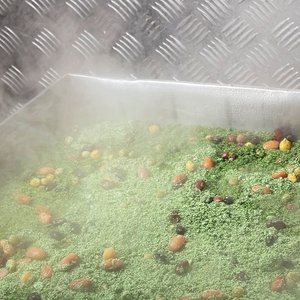 [일일 300개 한정] 햇쑥과 5가지 콩이 가득한 쑥콩설기 1kg (100g x 10개) 