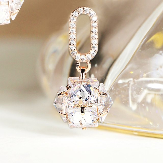 14k 퓨어 글리터 큐빅 귀걸이주문제작