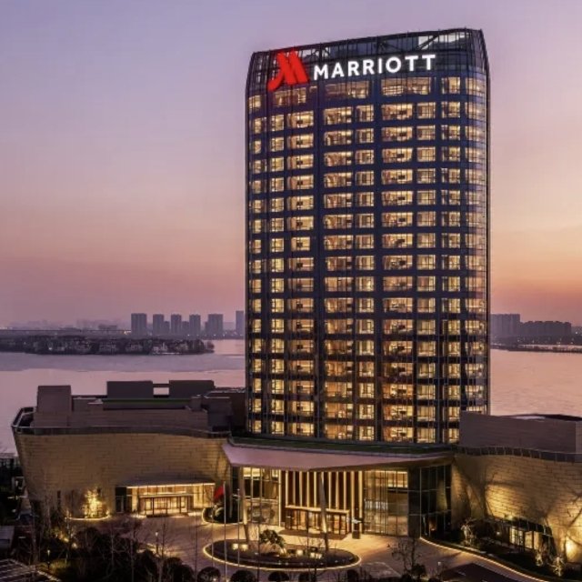 [하나투어] NO선택관광 299,000원 칭다오 3일(5성 메리어트+145불 상당 특전)