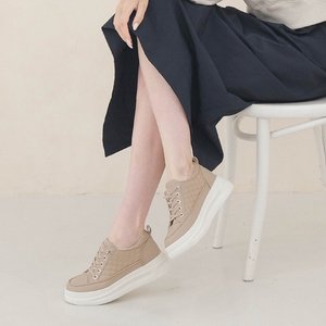 올리 퀄팅 키높이 스니커즈