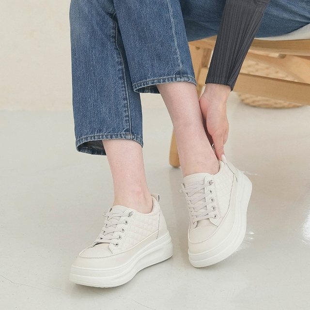 올리 퀄팅 키높이 스니커즈