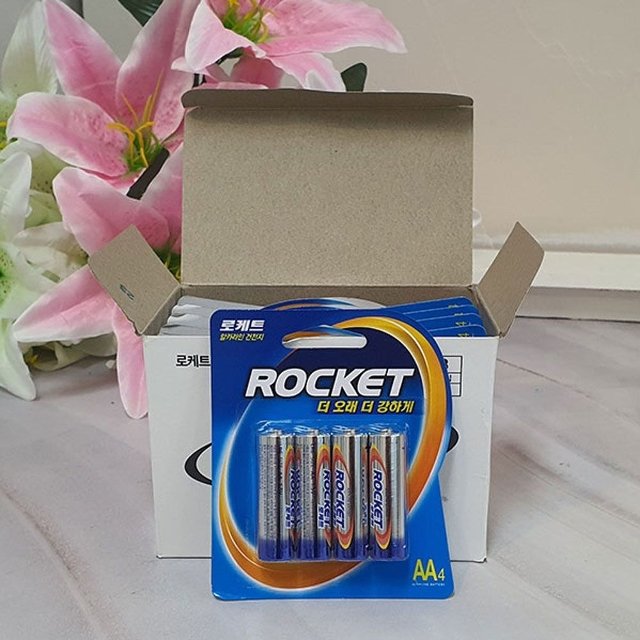 로케트 알카라인 AA 배터리 4개입 실속형 전지 (WFK8ZMH)