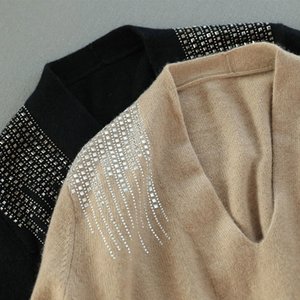 [루미루나]양모브이넥큐빅장식니트