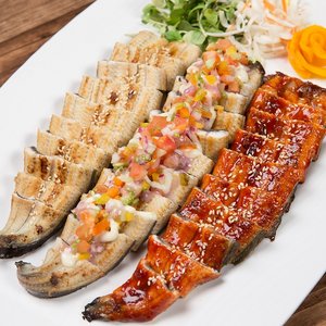 [국내산 산지직송] 한만 친환경 초벌 무태 장어구이 1KG / 소스2종증정