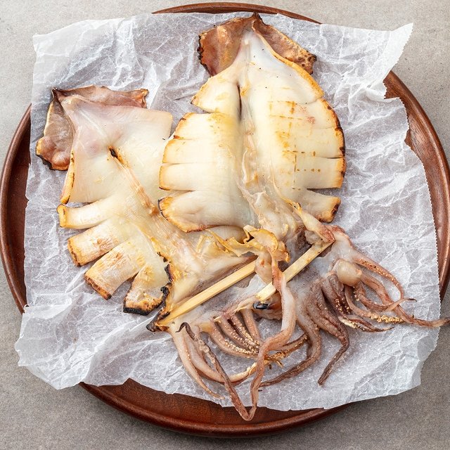 촉촉한 피데기 반건조 오징어 10마리 (중대/1.2kg내외)