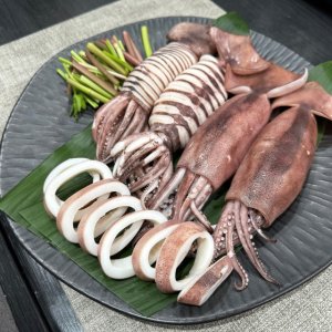 [자연산] 손질 통오징어 220g x 10팩 (총 20미)