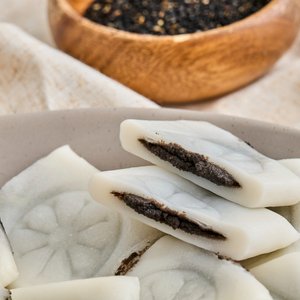 [더바른떡] 앙꼬절편 4종 (흰팥,쑥팥,흑임자,고구마)