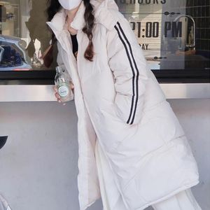 여자 아이보리 롱패딩 밝은색 잠바 오버핏 롱점퍼 (WBAEC64)