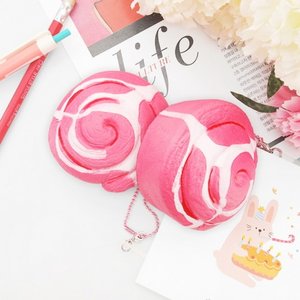 롤케이크 스퀴시