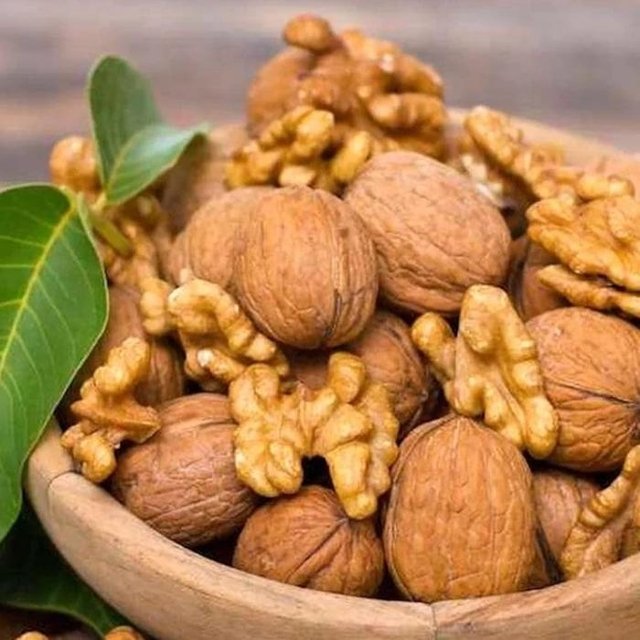 미국산 호두 1kg 80-85개입 안 깐호두 캘리포니아호두 미국산 피호두 생호두 통호두 햇호두 미국 호두 부럼